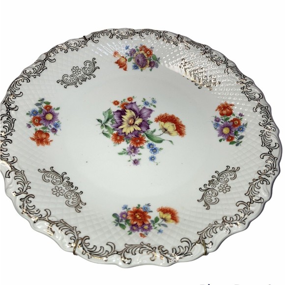 BAVARIA Schumann Floral Round Dinner Plate with Plate Hanger GERMANY US ZONE 10" - Picture 1 of 12